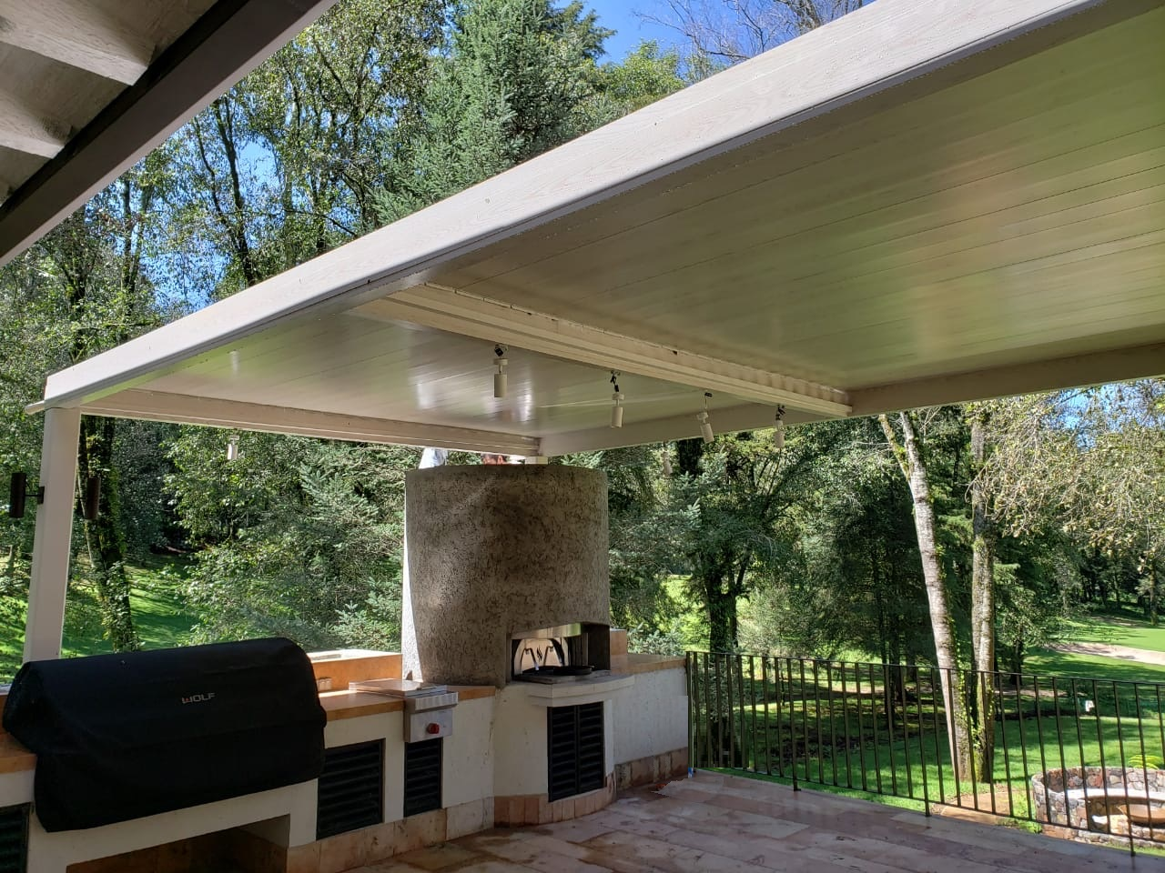 Pérgolas con tabletas móviles (38)